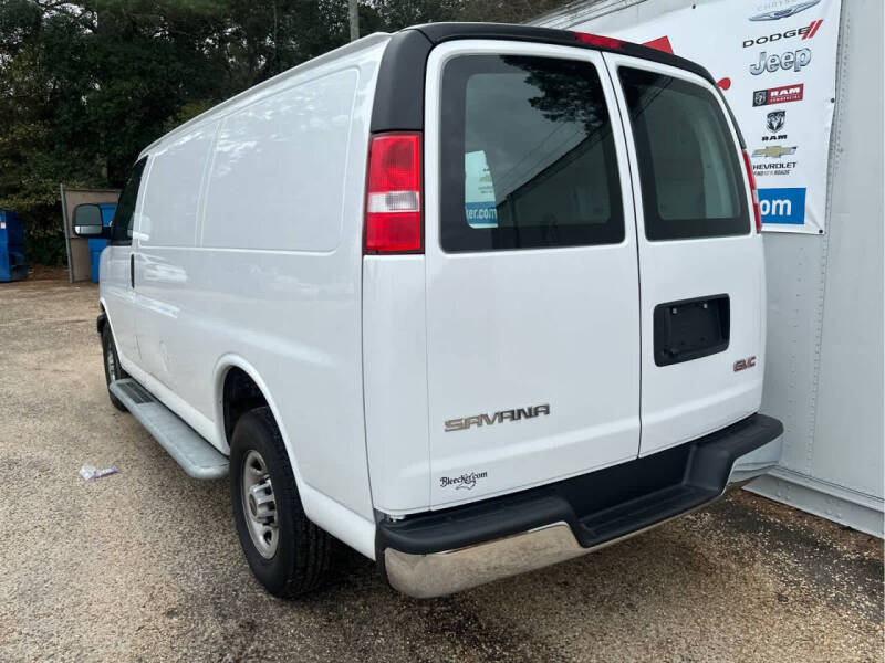 2024 GMC Savana 2500