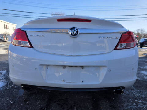 2013 Buick Regal Premium 2