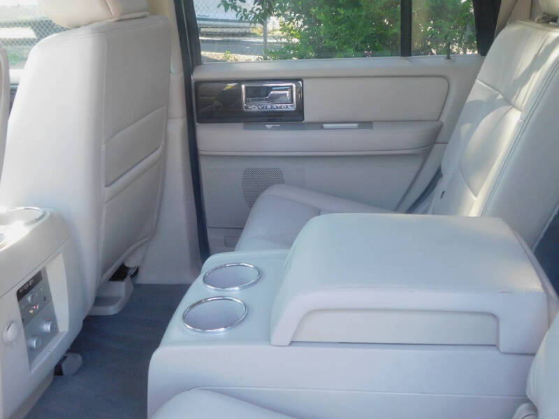 2008 Lincoln Navigator