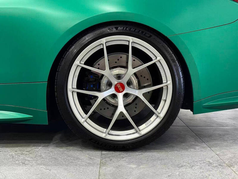 2025 BMW M4 CS
