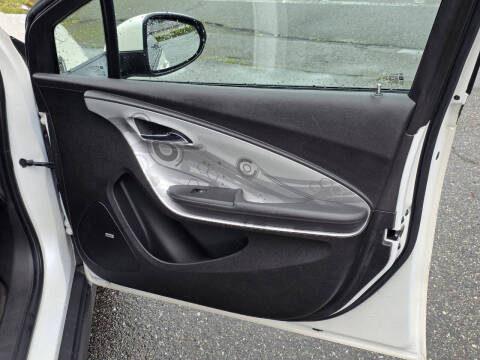 2011 Chevrolet Volt Premium