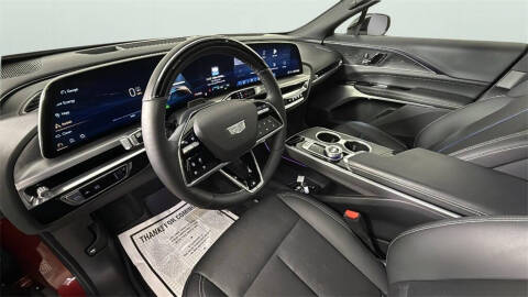 2024 Cadillac LYRIQ Luxury 3