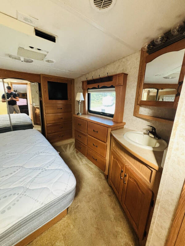 2006 Keystone RV Montana 3400RL