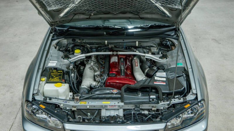 2001 Nissan Skyline