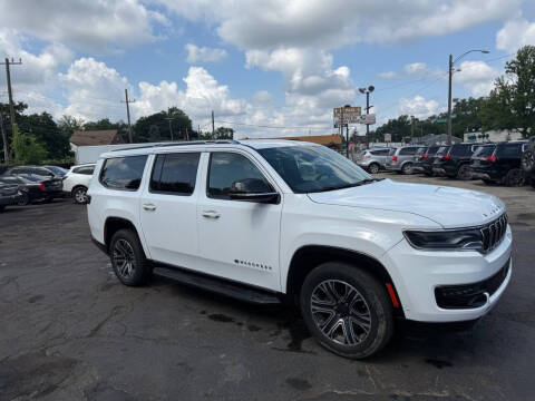 2023 Jeep Wagoneer L Carbide