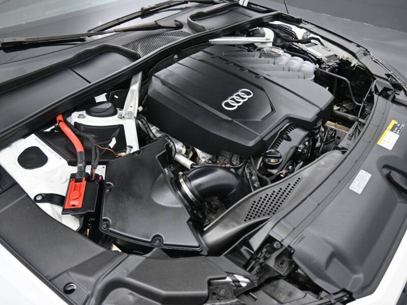 2022 Audi A4 quattro Premium 40 TFSI