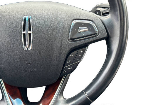 2016 Lincoln MKZ