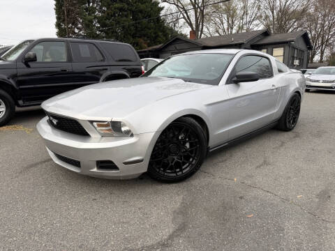 2012 Ford Mustang V6