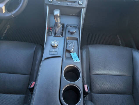 2015 Lexus IS 250 Crafted Line