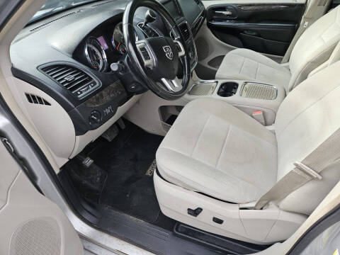 2011 Dodge Grand Caravan Crew