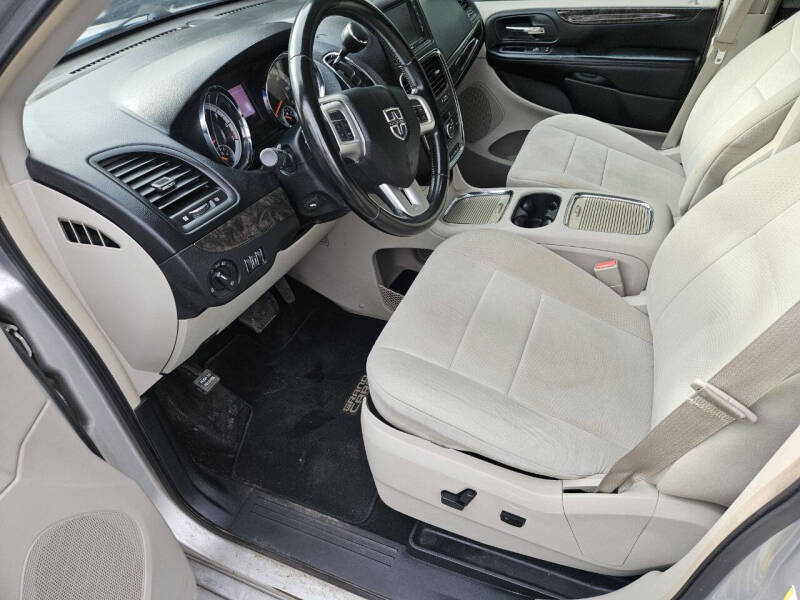 2011 Dodge Grand Caravan Crew