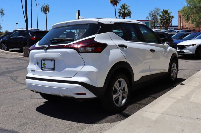 2023 Nissan Kicks S