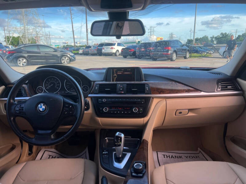2013 BMW 3 Series 320i