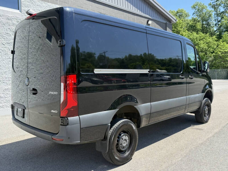 2024 Mercedes-Benz Sprinter 2500