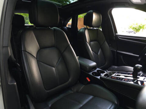 2023 Porsche Macan