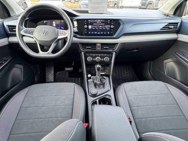 2024 Volkswagen Taos SE 4Motion