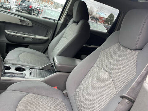 2009 Chevrolet Traverse LS