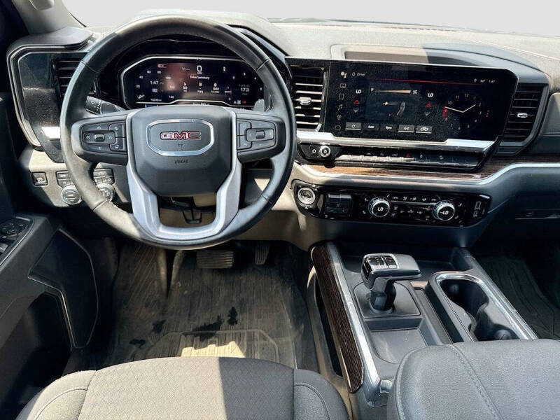 2025 GMC Sierra 1500