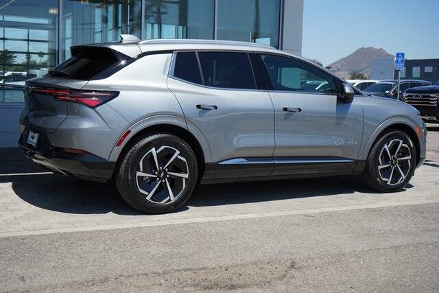 2025 Chevrolet Equinox EV LT 2