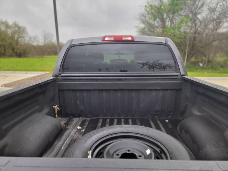 2017 Toyota Tundra SR5