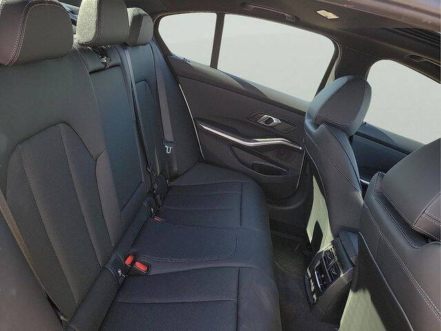 2026 BMW 3 Series 330i