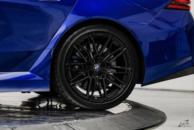 2025 BMW M5