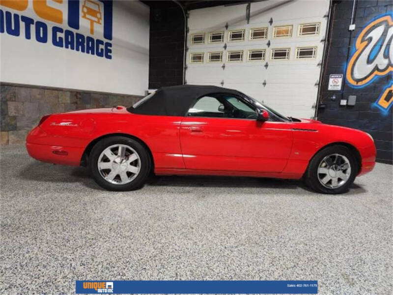 2003 Ford Thunderbird