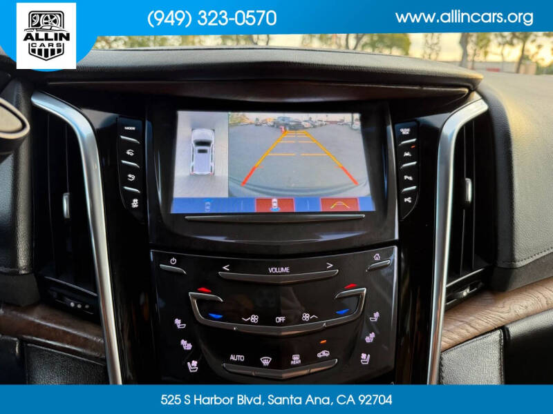 2017 Cadillac Escalade Premium Luxury