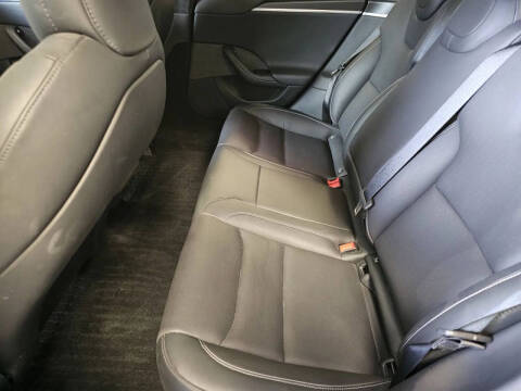 2023 Tesla Model S Plaid