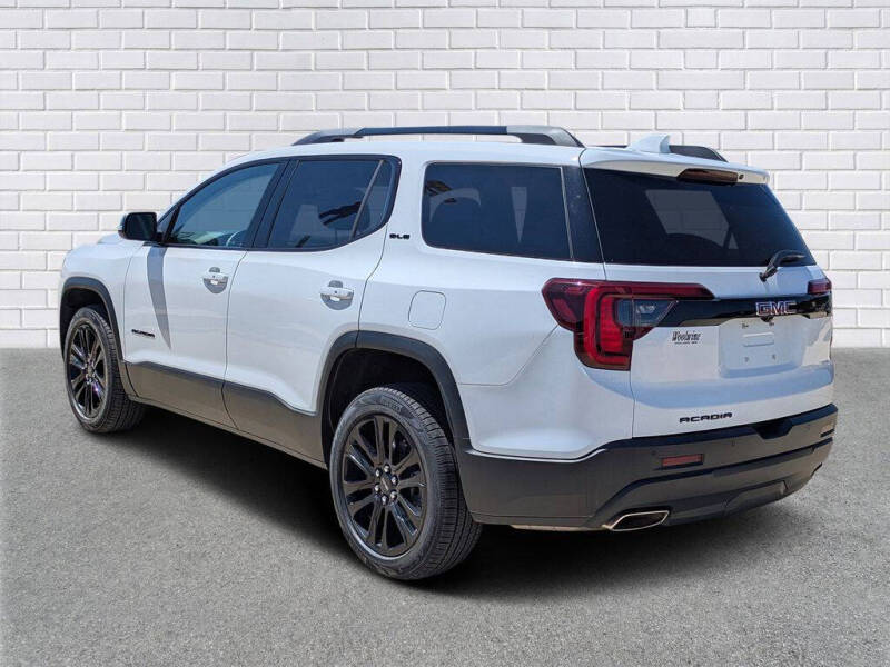 2023 GMC Acadia SLE