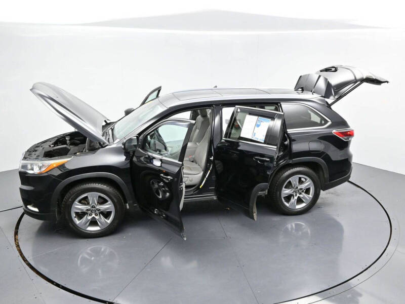 2016 Toyota Highlander Limited Platinum