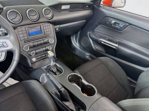 2015 Ford Mustang V6