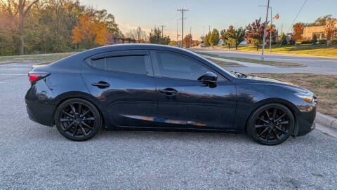 2018 Mazda MAZDA3 Touring