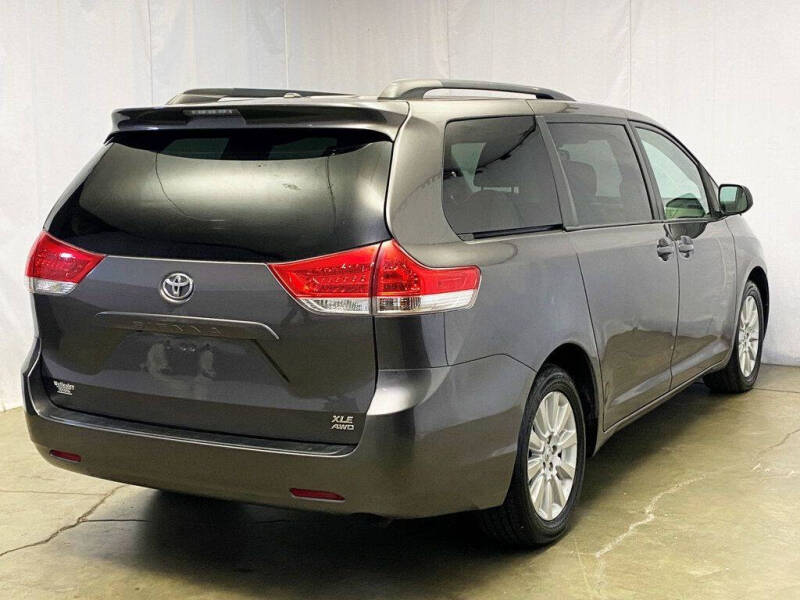 2013 Toyota Sienna