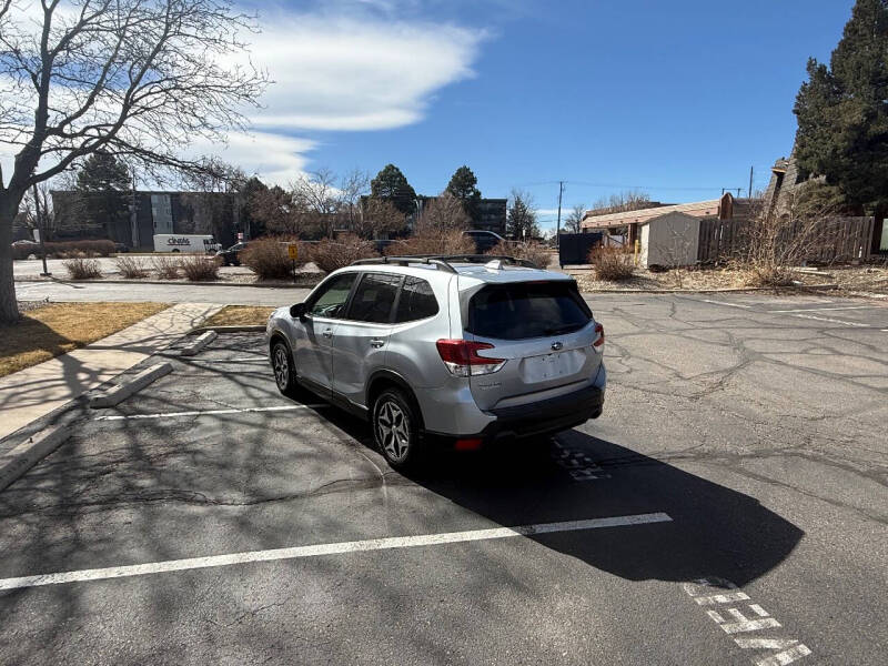 Image 4 of 2019 Subaru Forester Premium