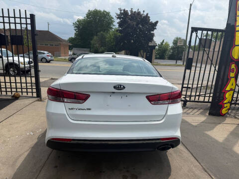 2017 Kia Optima LX