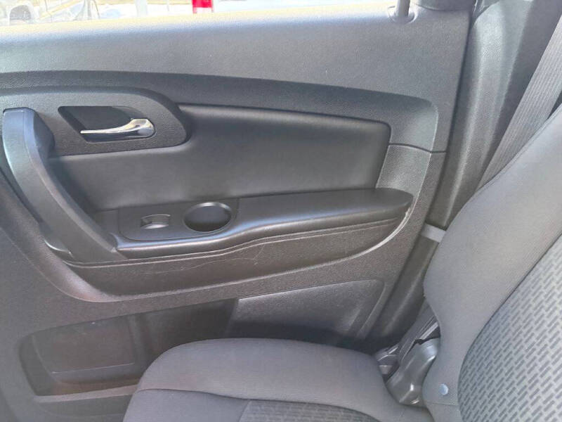 2011 Chevrolet Traverse LT