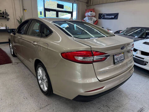 2019 Ford Fusion Hybrid SE