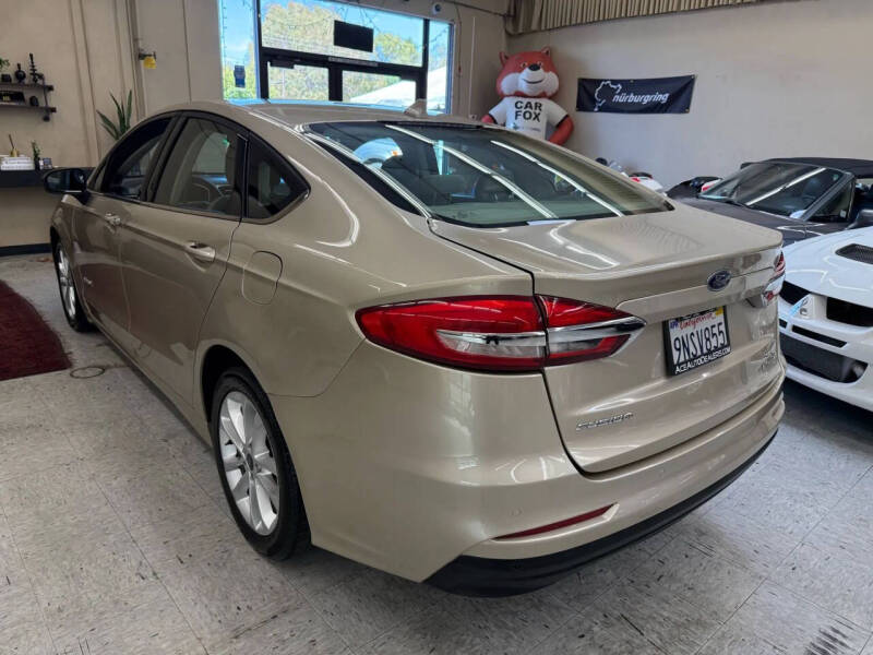 2019 Ford Fusion Hybrid SE