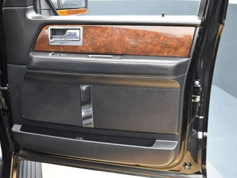 2017 Lincoln Navigator L Select