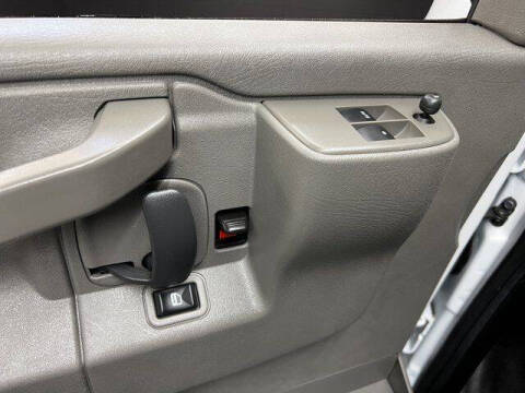 2021 Chevrolet Express 2500