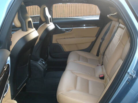 2018 Volvo S90 T5 Momentum