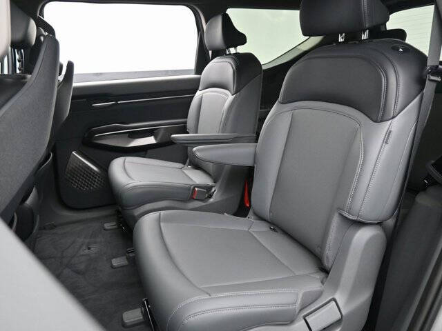 2024 Kia EV9 Light Long Range