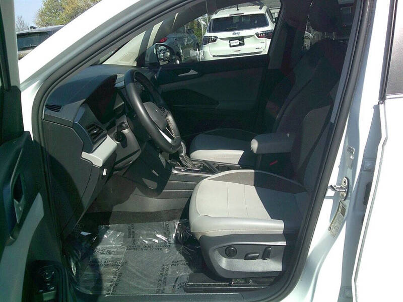 2022 Volkswagen Taos SE