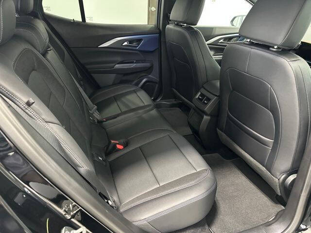 2026 Chevrolet Equinox EV LT 2