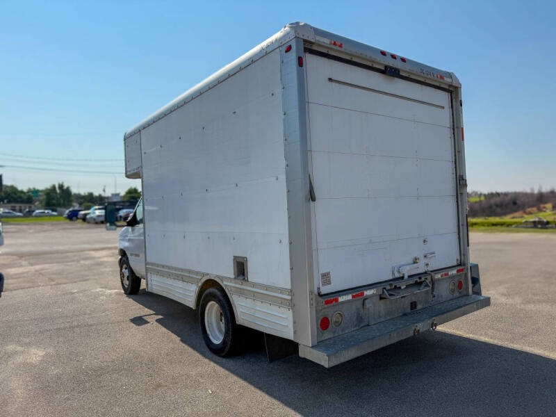 2006 Ford E-Series E-450 SD