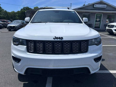 2019 Jeep Grand Cherokee Laredo