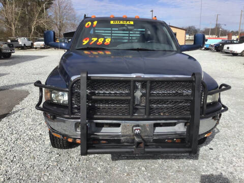 2001 Dodge Ram Pickup 3500 for sale at K & E Auto Sales in Ardmore AL