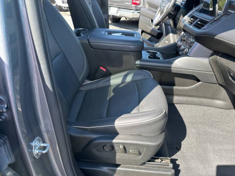 2022 GMC Yukon XL SLT