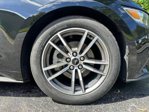 2017 Ford Mustang EcoBoost Premium